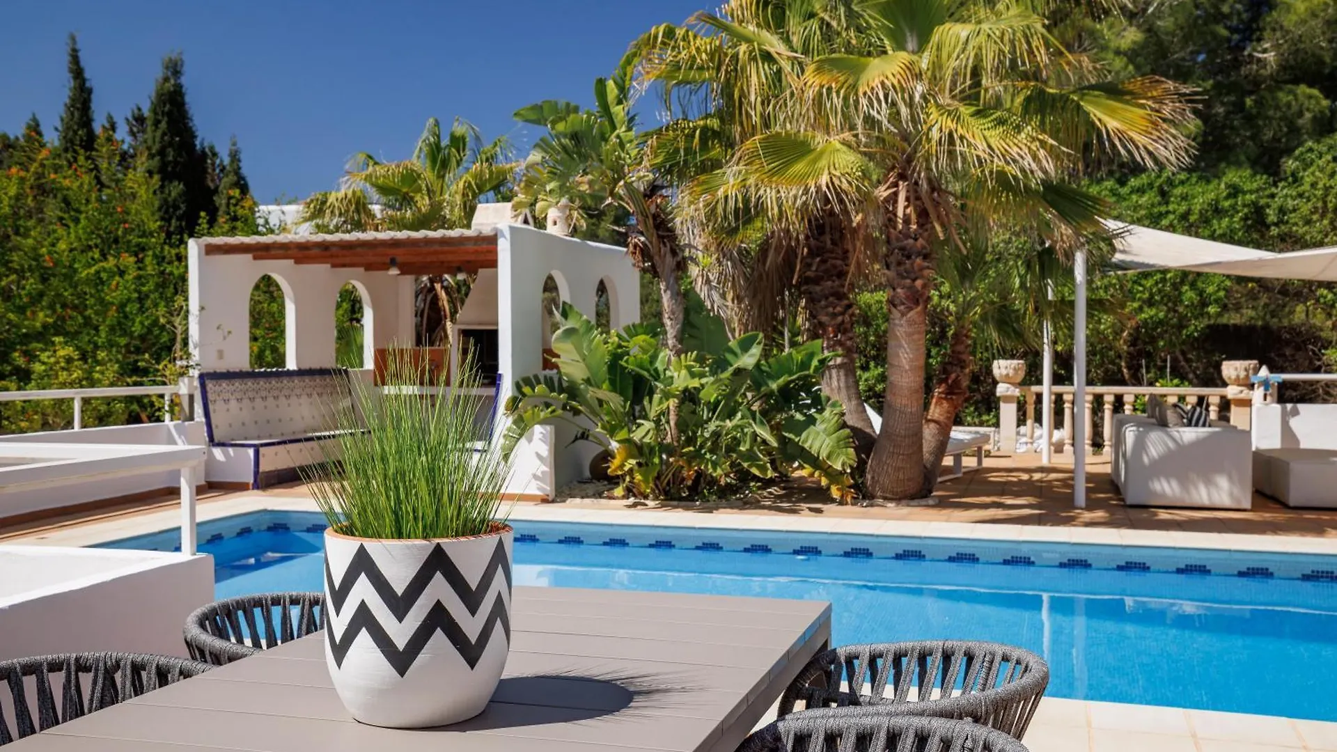 Villa Es Vedrá location